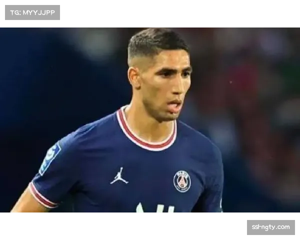 巴黎圣日耳曼后卫阿什拉夫称虽取得进球仍有很大提升空间。 巴黎圣日耳曼后卫阿什拉夫称虽取得进球仍有很大提升空间。