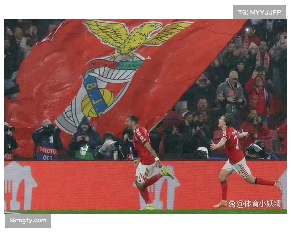 本菲卡1-0领先皇马，帕夫利季斯冷静推射破门